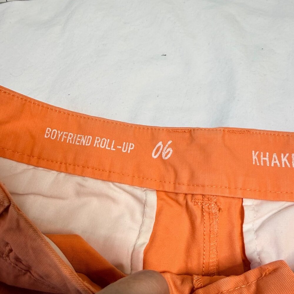 Khakis by Gap Boyfriend Roll-Up Shorts Womens Orange Cotton Shorts Size 6 - Picture 4 of 11
